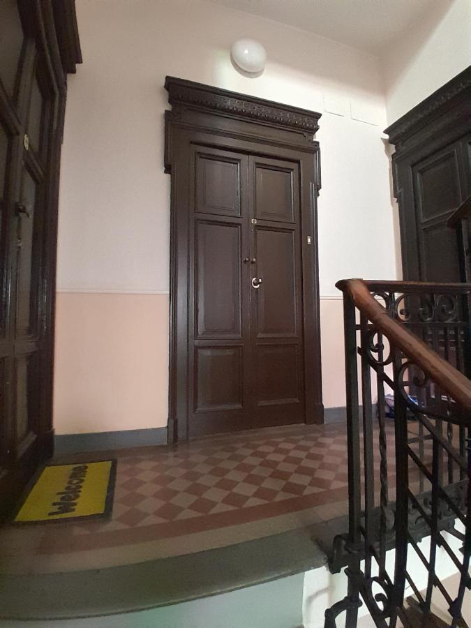Appartamento Martina, Silenzioso A 100 Metri Dalla Metropolitana Milan Exterior photo